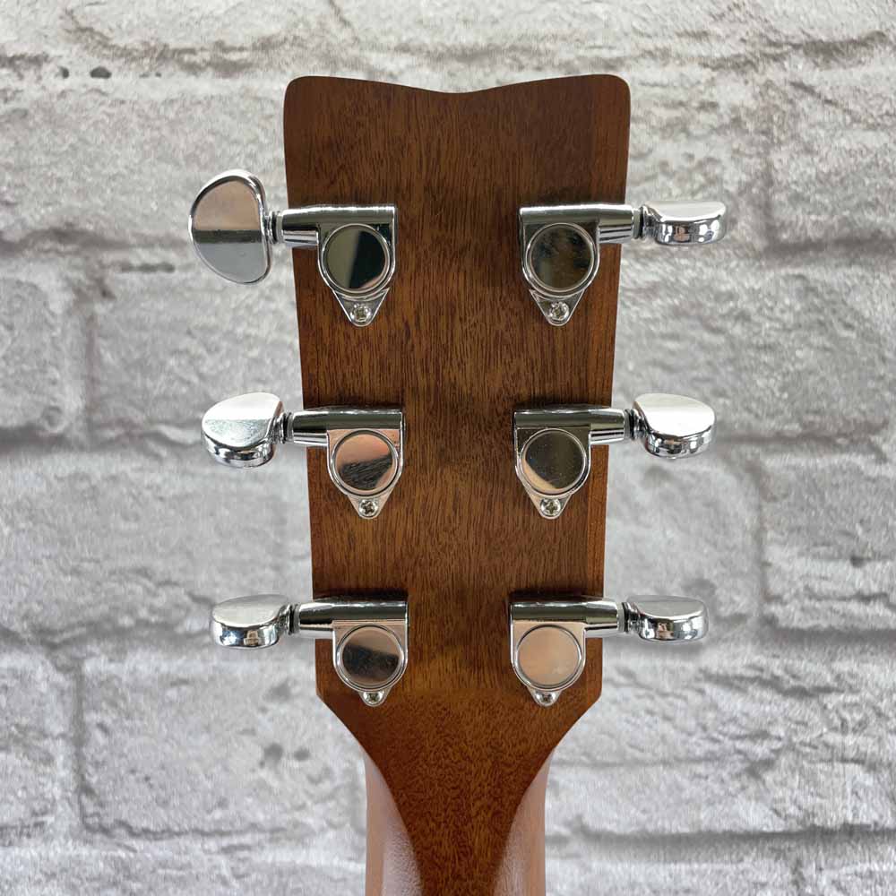 Used:  Yamaha FS800 Acoustic Guitar