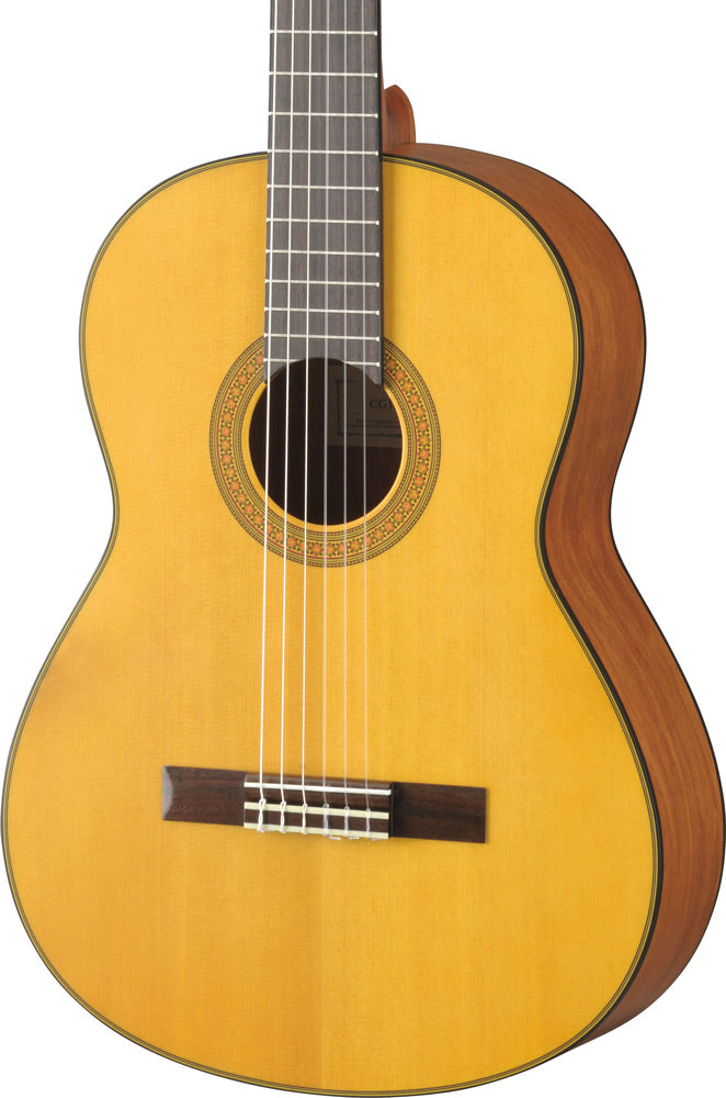Yamaha CG122MSH Classical Guitar Spruce Top