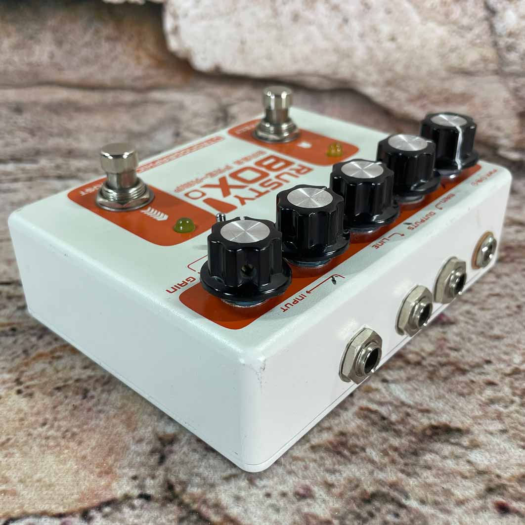 Used: Tronographic Rusty Box! Bass Pre-Amp Pedal – Flipside Music
