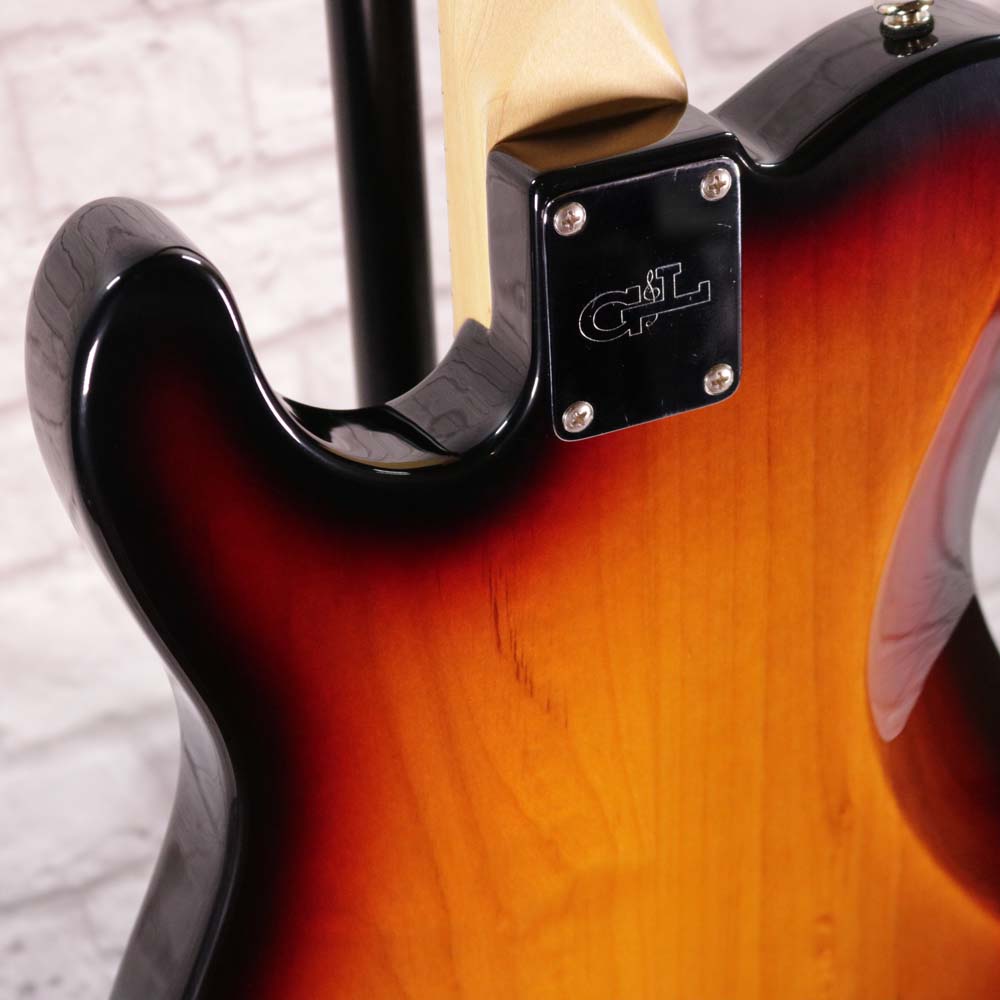 G&L Guitars Fullerton Deluxe ASAT Classic - 3 Tone Sunburst